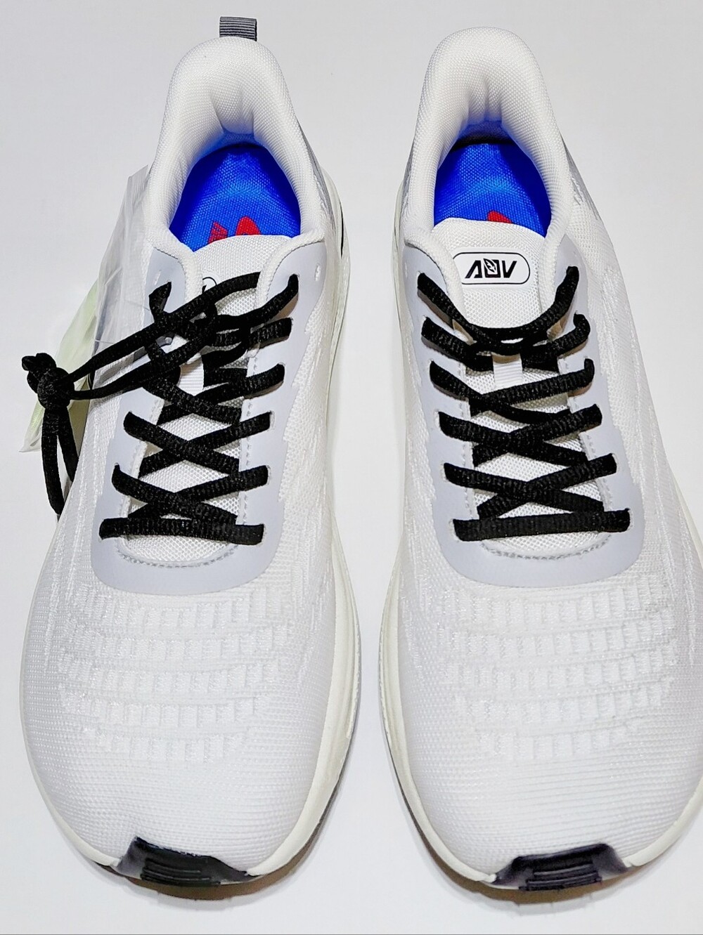 AOV IIV Men's White Wide Toe Box Arch Support Running Sneakers  Size 11